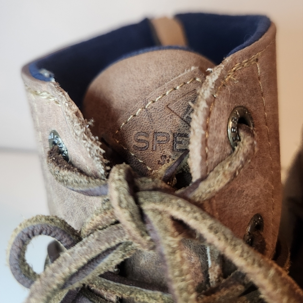Used Sperry Women's Duck boots size 7 1/2 - Picture 15 of 16